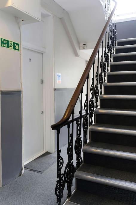 Appartamento Lovely - Great Portland Street - Zoo - Central Located Londra