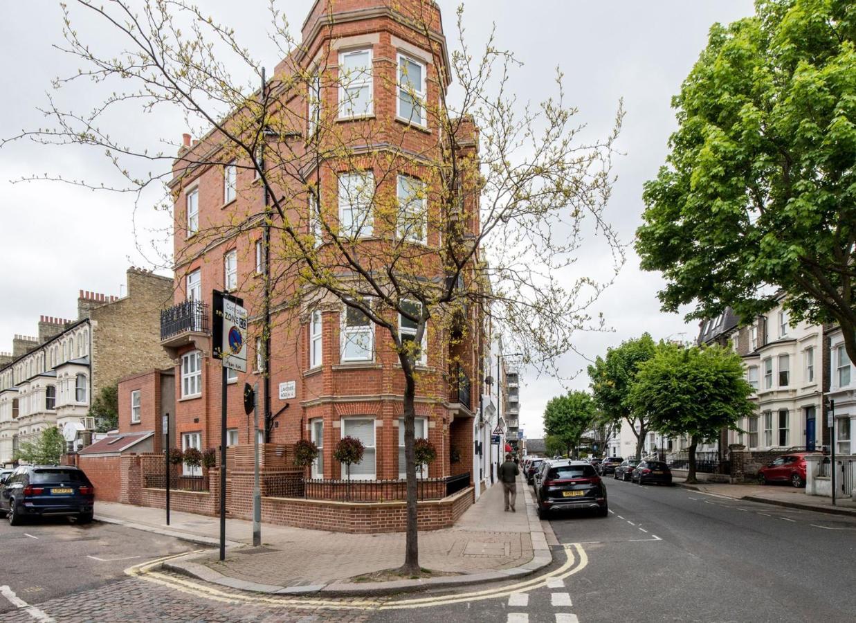 Kensington Olympia Apartment, Breakfast Londres