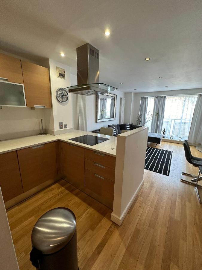 Leilighet Two Br Flat 5 Mins Walk From Eye G96