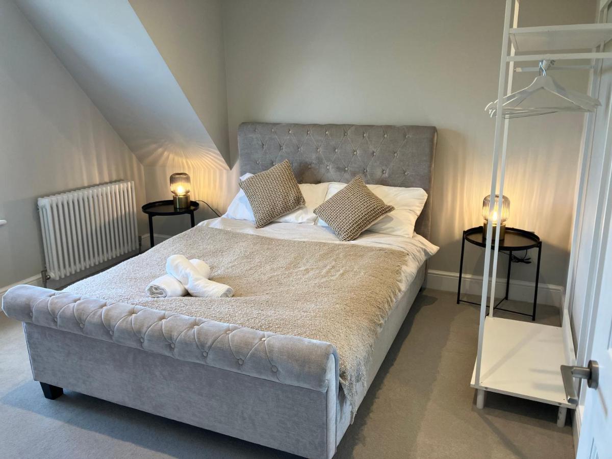 Stylish 1 Bed Flat With Private Terrace In Wimbledon - 3 The Queens Lejlighed *