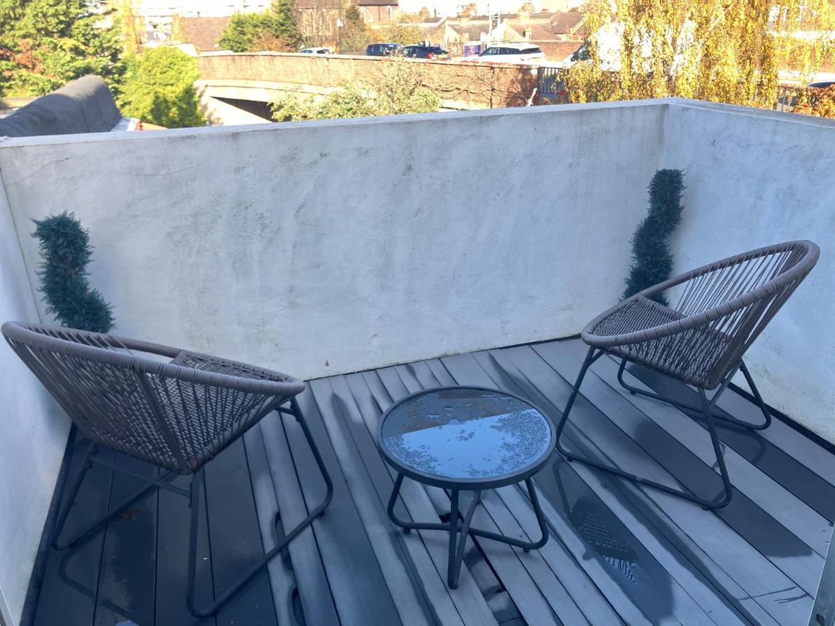 Stylish 1 Bed Flat With Private Terrace In Wimbledon - 3 The Queens Lejlighed *