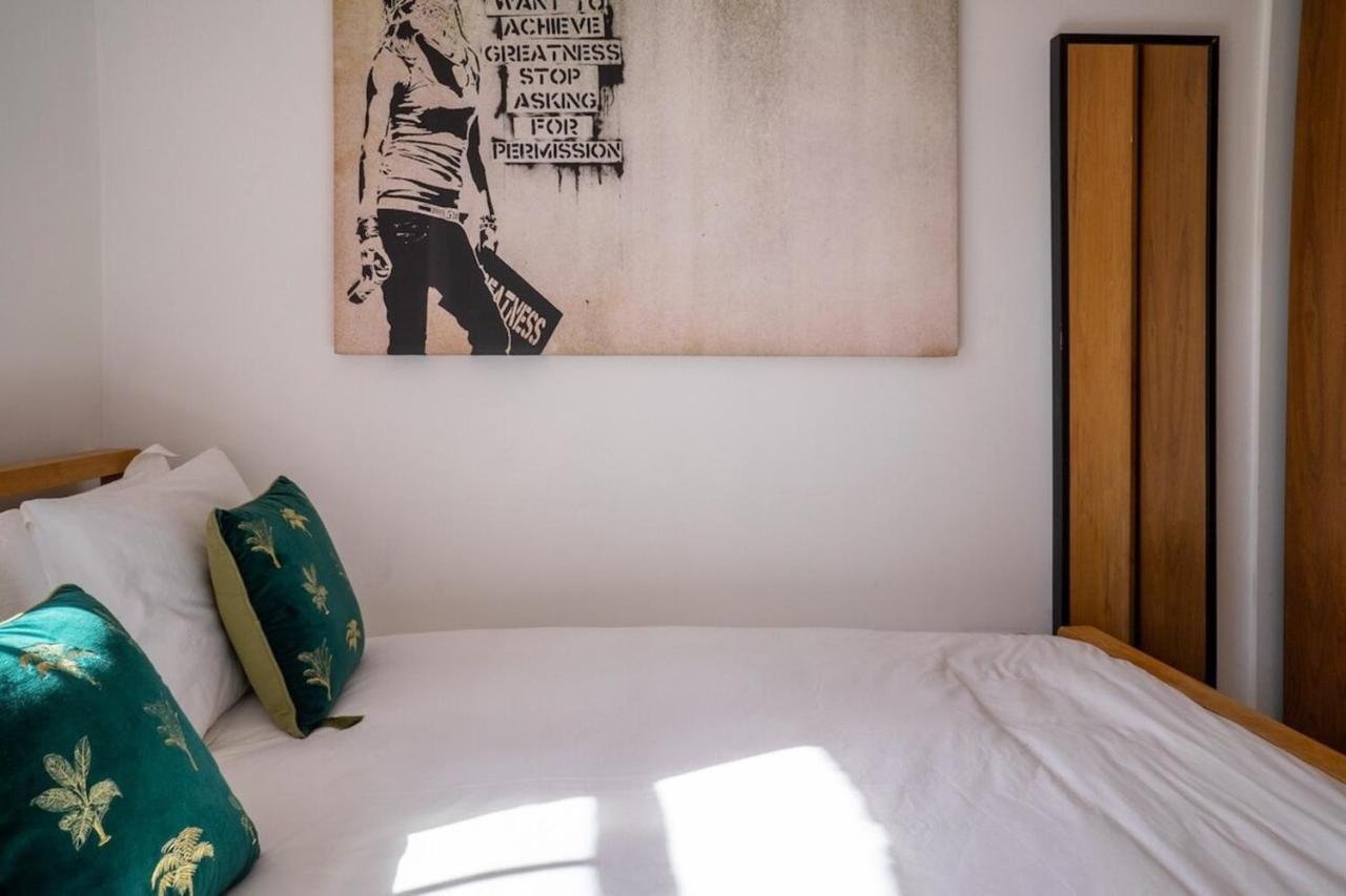 Trendy & 2bd Flat -brick Lane Shoreditch! Apartment London