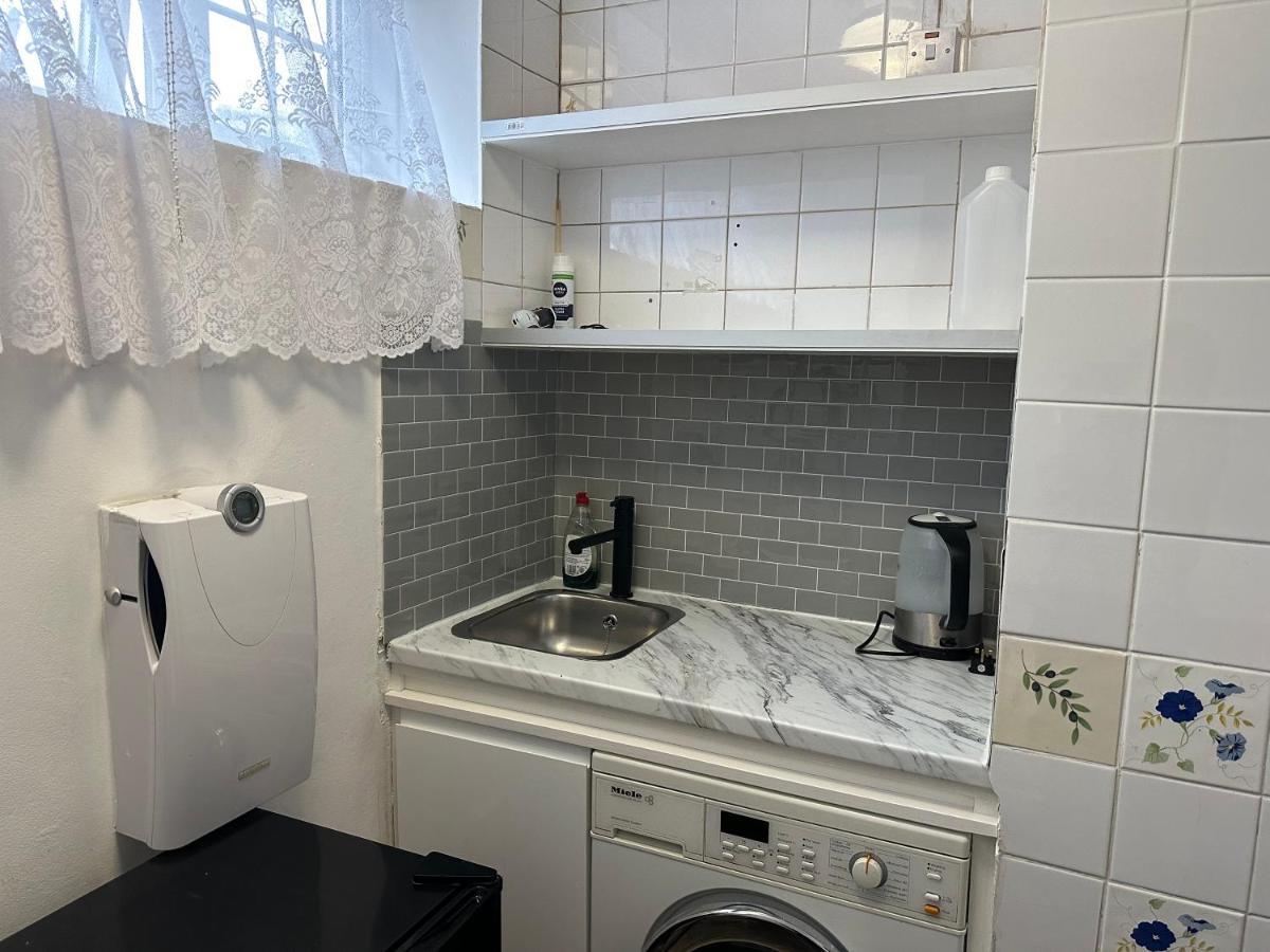 Private Cosy Knightsbridge Studio * Londra