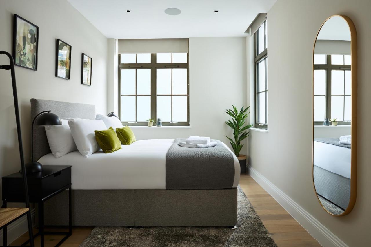 Chancery Lane By Viridian London