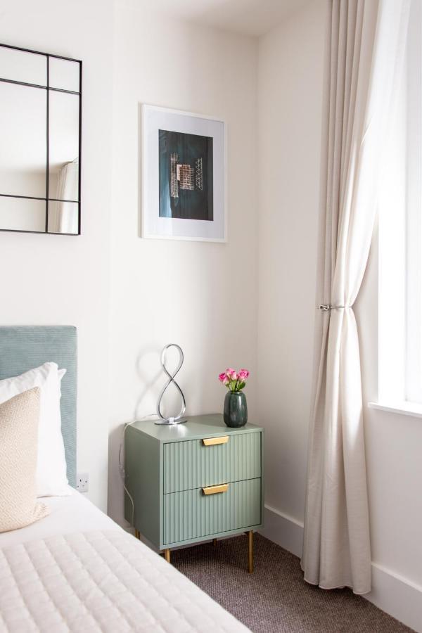 2 Bedroom In Covent Garden Sleeps 6 * London
