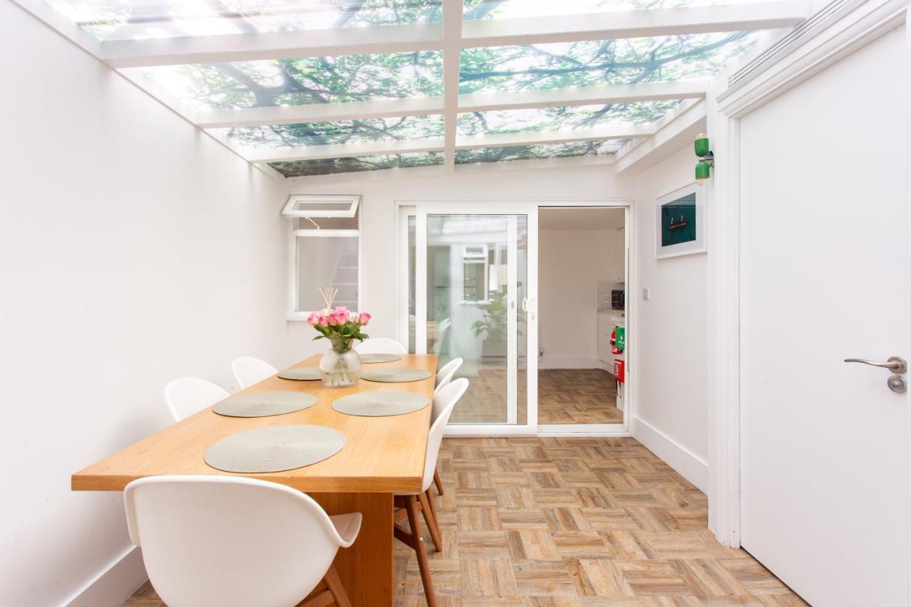 2 Bedroom In Covent Garden Sleeps 6 Londen