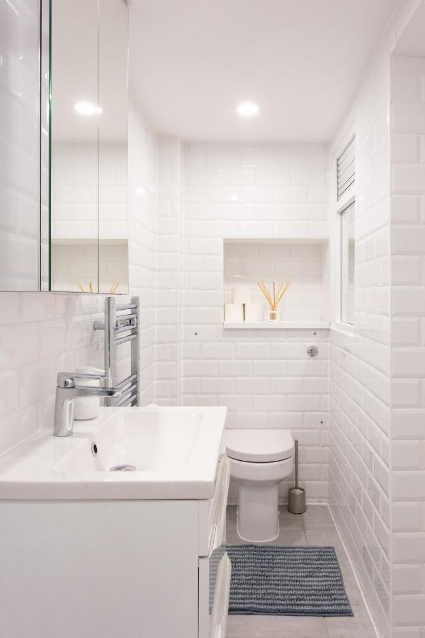 2 Bedroom In Covent Garden Sleeps 6 * Londen