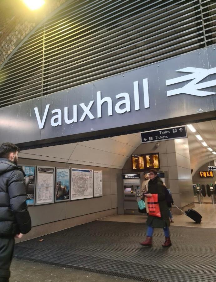 Accommodatie bij particulieren Shared 5 Mins Walk From Vauxhall And Nine Elms Station With Off-site Parking Near Us Embassy *