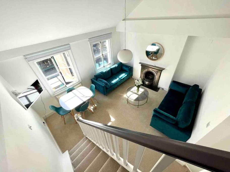 Fab Split Level Kensington Appartement
