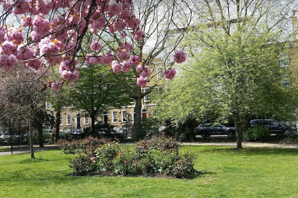 Stunning 1br Flat, 3 Min To Elephant & Castle Tube Lägenhet *
