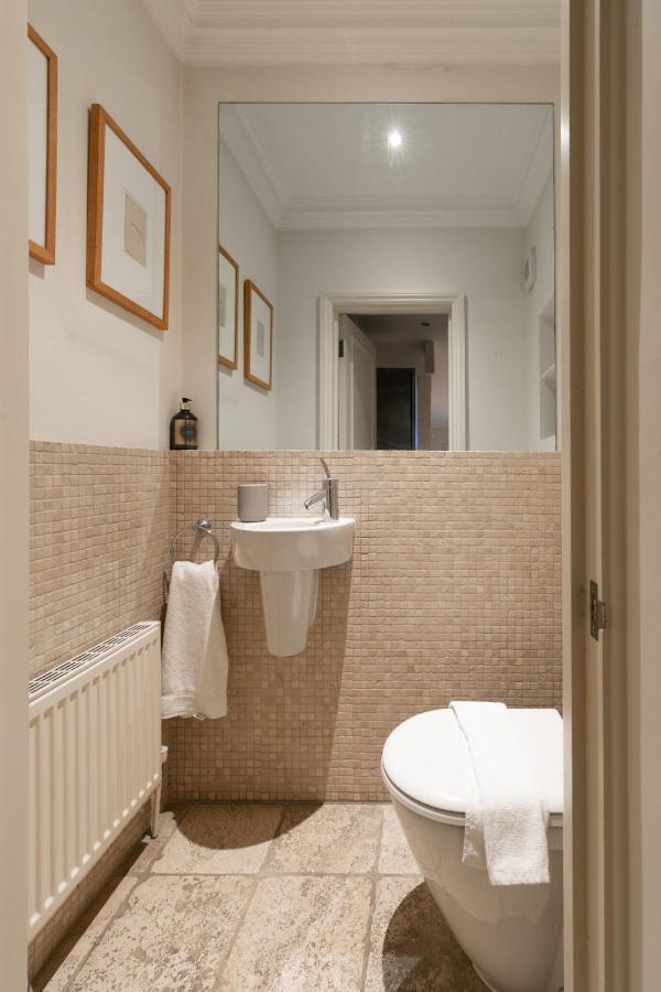Beautiful 4 Bedroom House Near Paddington Station Holiday home London
