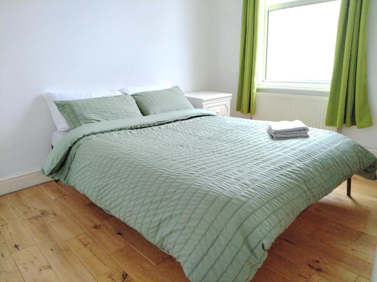 Pensionat Cosy Near Canary Wharf & The O2 *