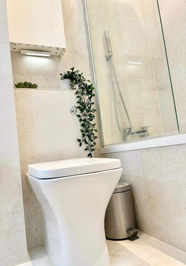 Charming 2 Beds In Chelsea By Earl's Court Station Lejlighed