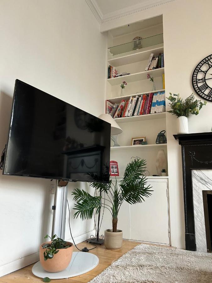 Charming 2 Beds In Chelsea By Earl's Court Station * London
