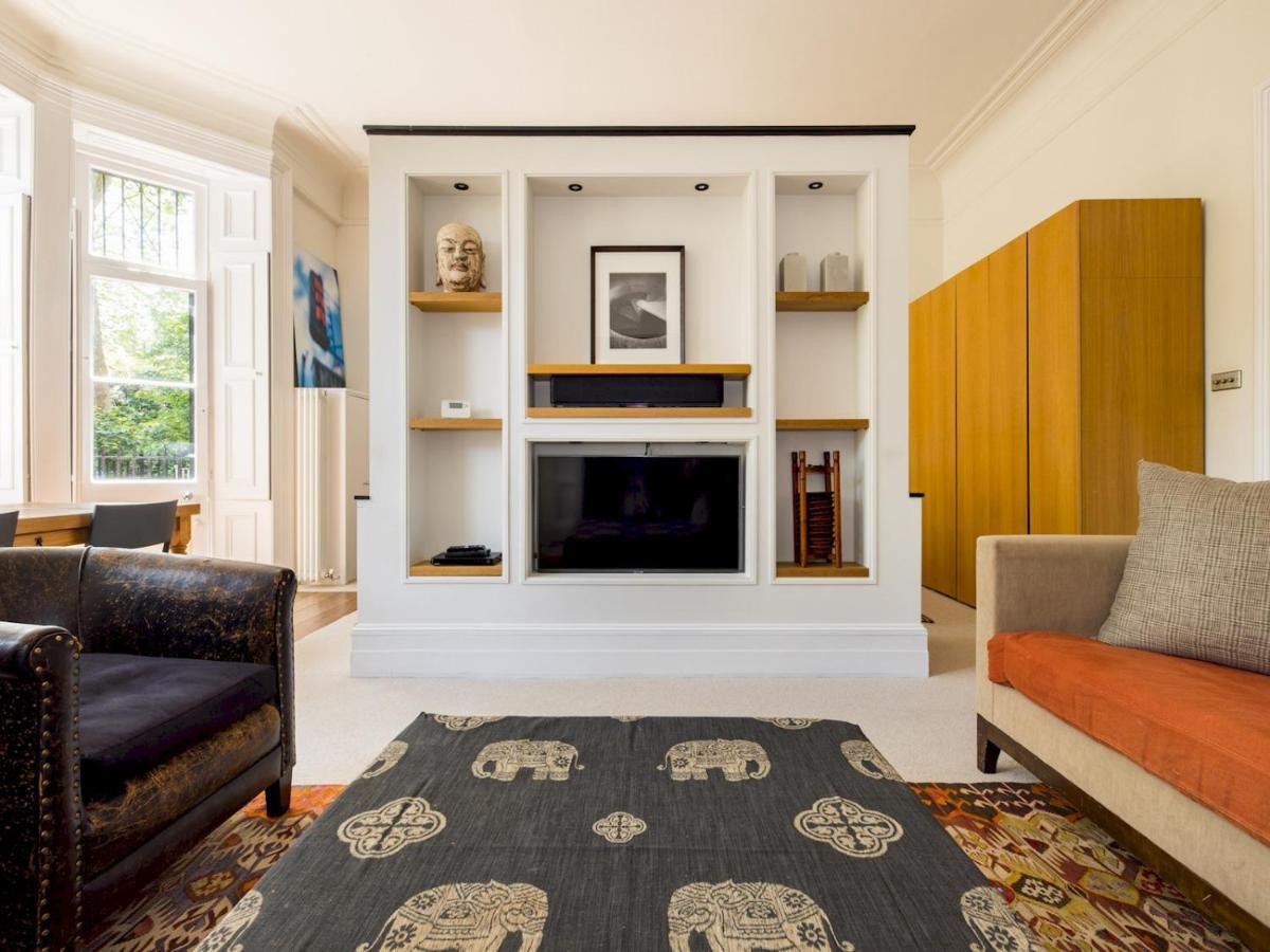 Apartment Pass The Keys Gorgeous With Access To A Private Garden