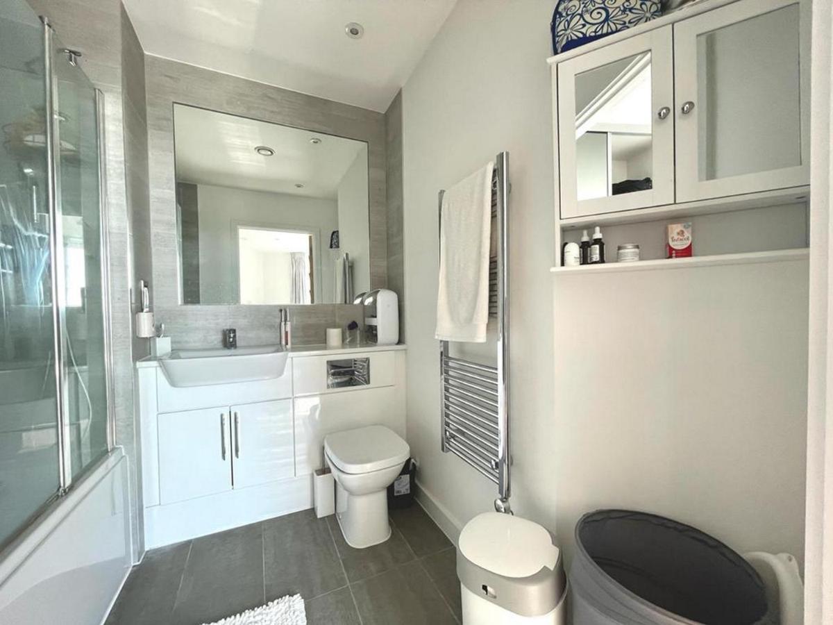 Appartamento Stylish 1-bedroom With Stunning Views *