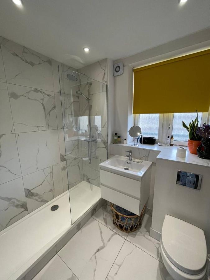 Leilighet Contemporary 1bd Flat Wbalcony - Stoke Newington! London