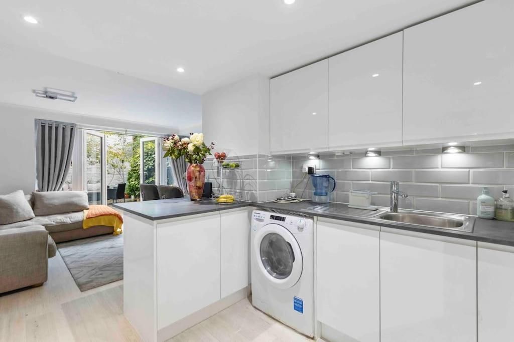 Little Venice Garden Apartment London
