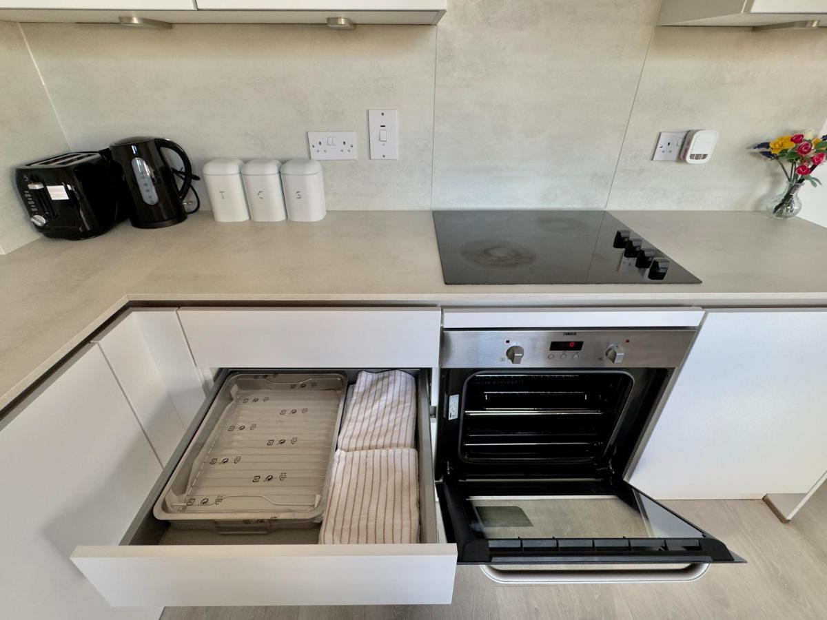 Lejlighed 3bedroom, 2bathroom, Balcony,luxury Flat Westfield *