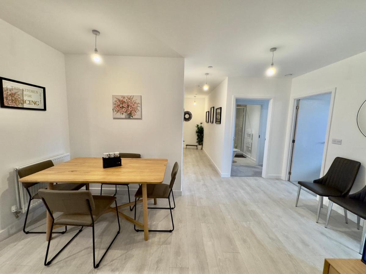3bedroom, 2bathroom, Balcony,luxury Flat Westfield Lejlighed *