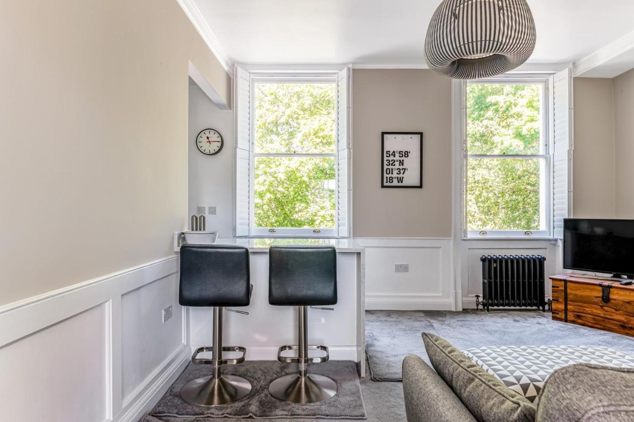 Pass The Keys Luxury Converted Victorian Flat In Leafy Highbury Londres