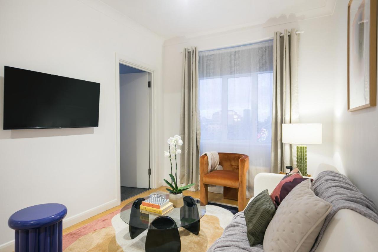 Appartamento Perfectly Located 1 Bed Above Tube Station
