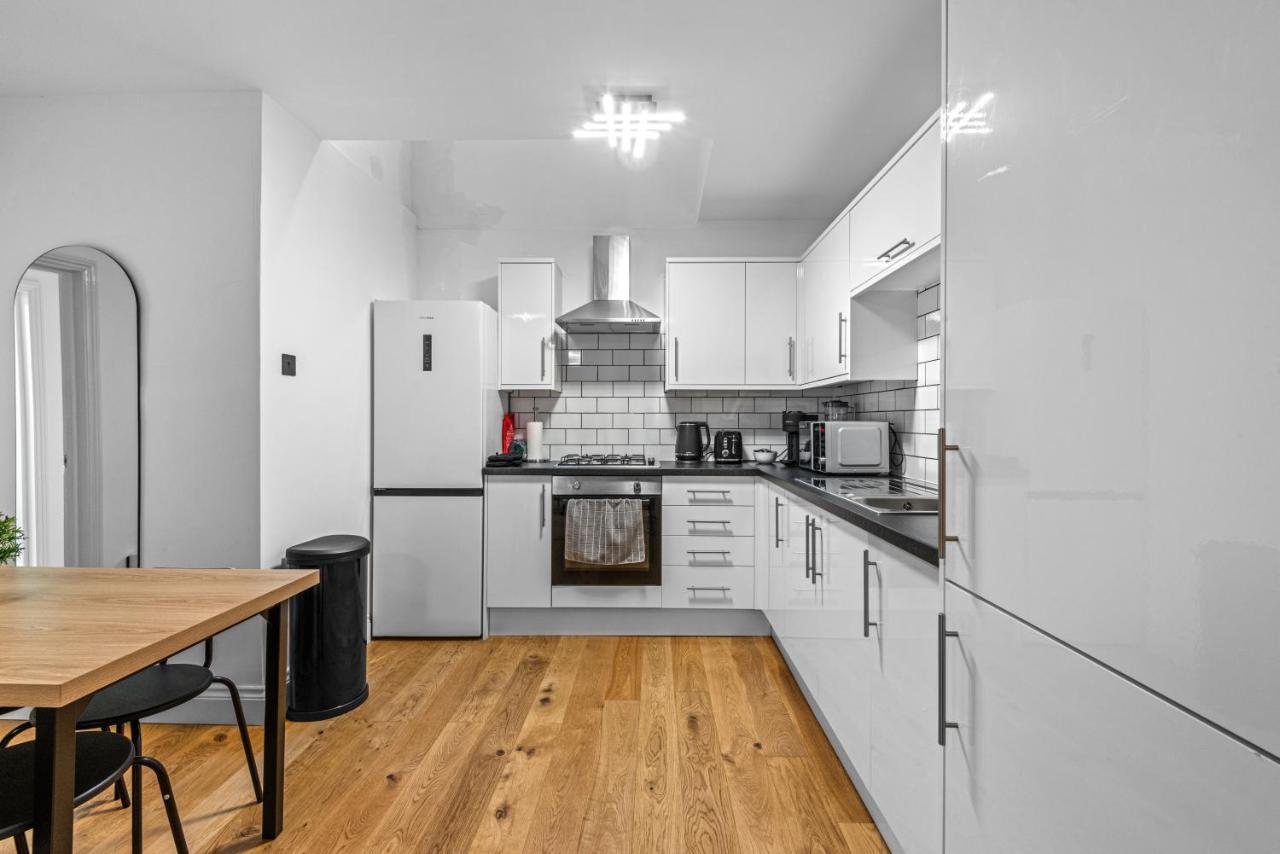 Lejlighed Londwell, Chic Hyde Park Mews House *