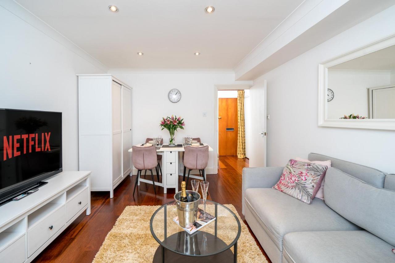 Stylish Deluxe 2Br Duplex - Free Parking - Near Canary Wharf Lejlighed