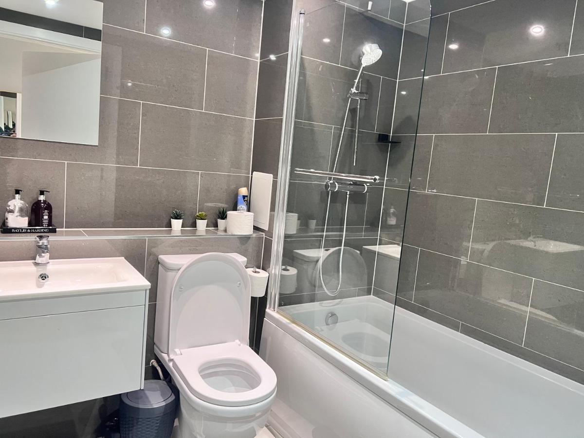 Elegant 3Br 2Bath Flat In Canary Wharf - O2 -Excel Lejlighed *
