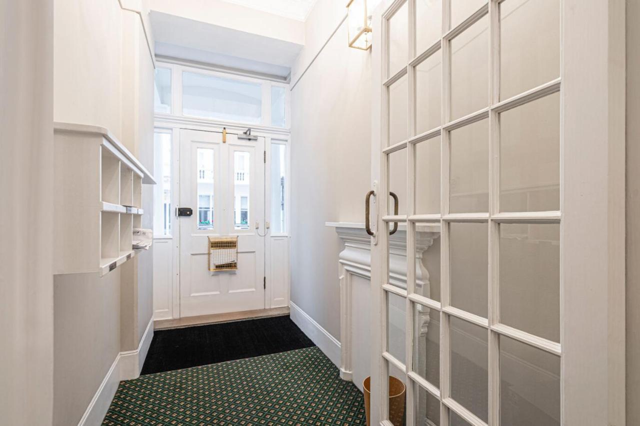 Beautiful Belgravia By Underthedoormat