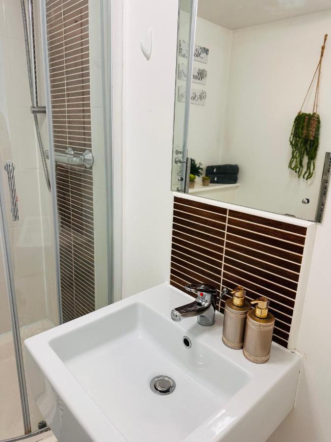 Stunning Penthouse In Camden Leilighet London