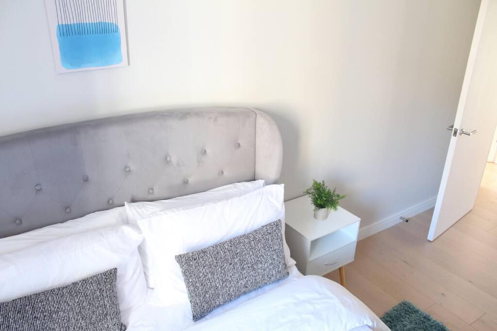 Spacious 2br With Terrance * Londen