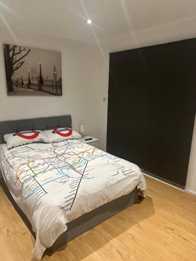 Pensionat Self-contained En-suite Very Close To Wembley Stadium *