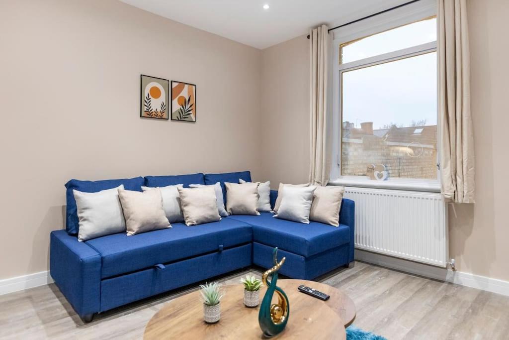 Lejlighed Convenient Spacious House Next Seven Sisters Station London