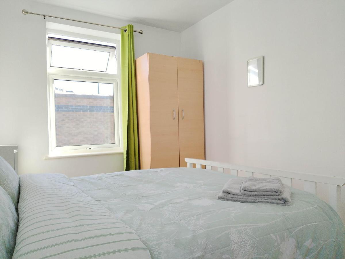 Cosy Near Canary Wharf & The O2 Pensionat London