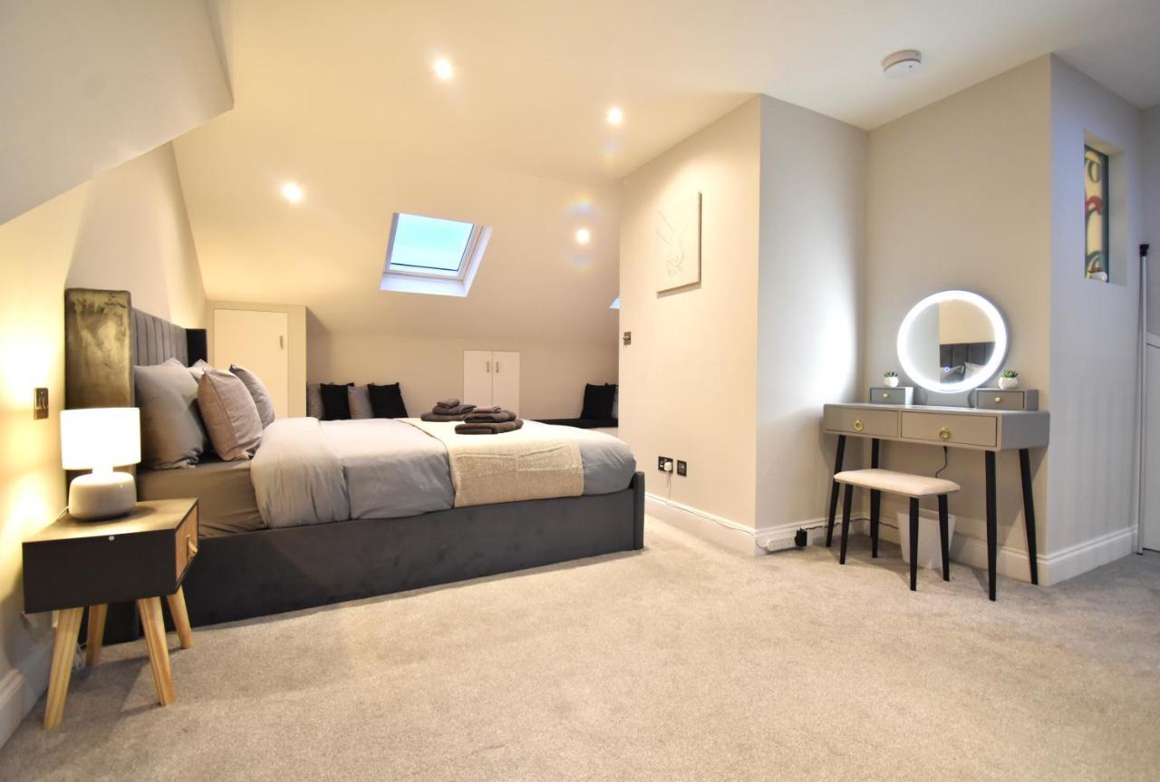 Stunning 3 Bed Lejlighed