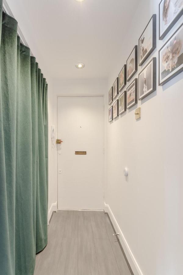 2 King Beds Modern Refurb Flat - 10 Min 2 Bridge - Sleeps 6 Lejlighed *