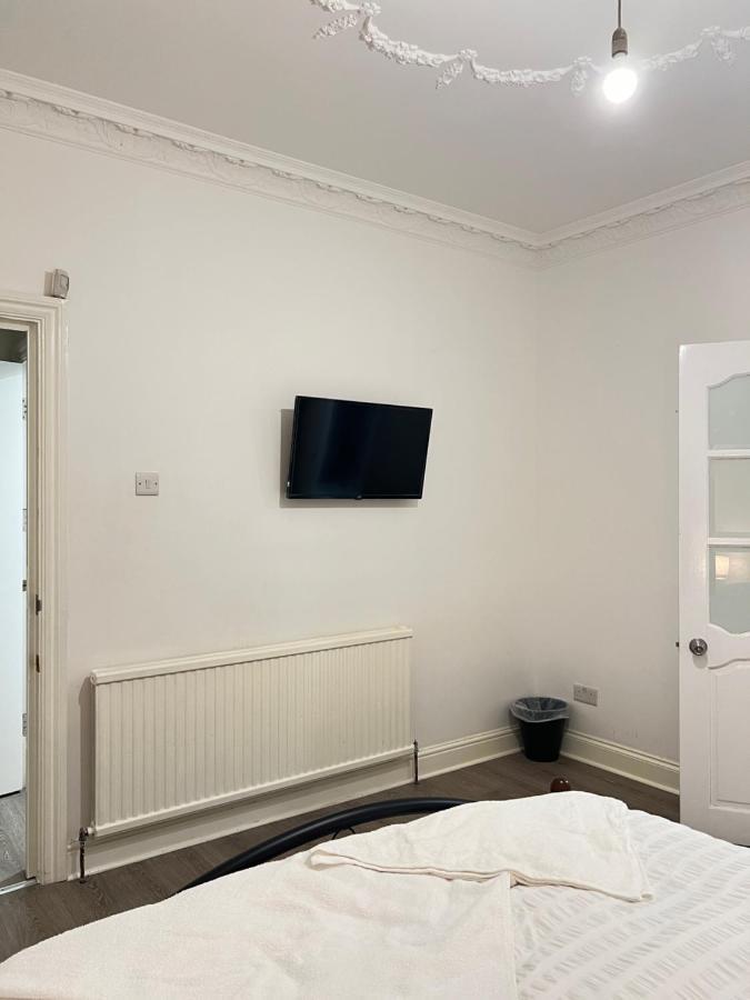 Stayeasy En-suite Gasthof *