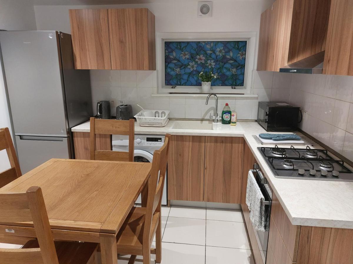 Cosy North Kensington Family For 4 Persons - Children Free * Londen