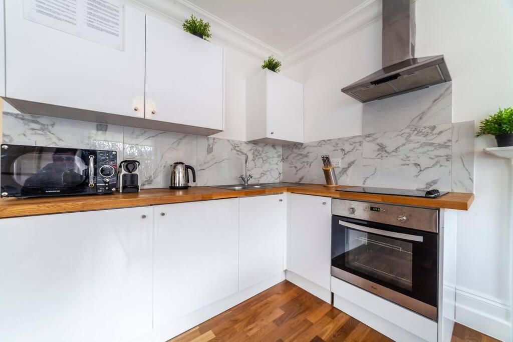 Brand New Self-contained 1 Bdr In Paddington Appartement