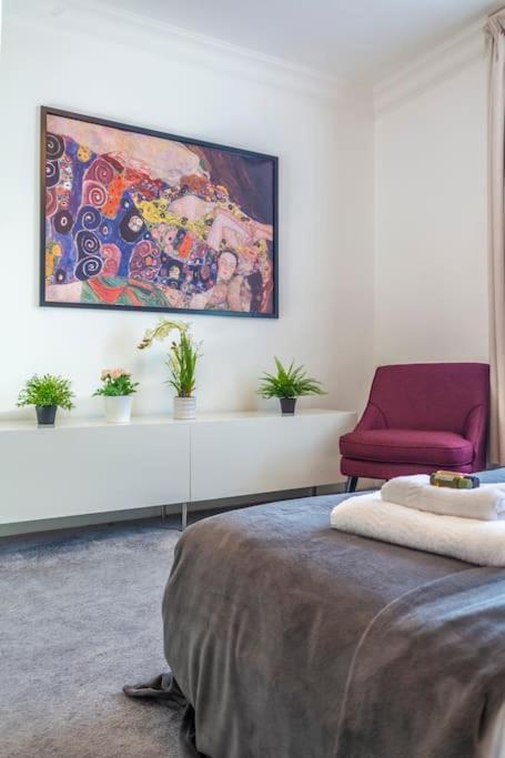 Brand New Self-contained 1 Bdr In Paddington Lejlighed