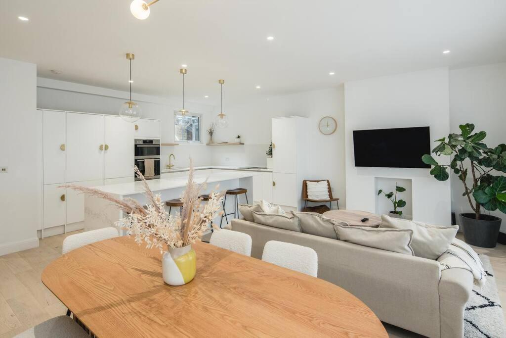 Elegant 2 Bedroom In Fulham Lejlighed