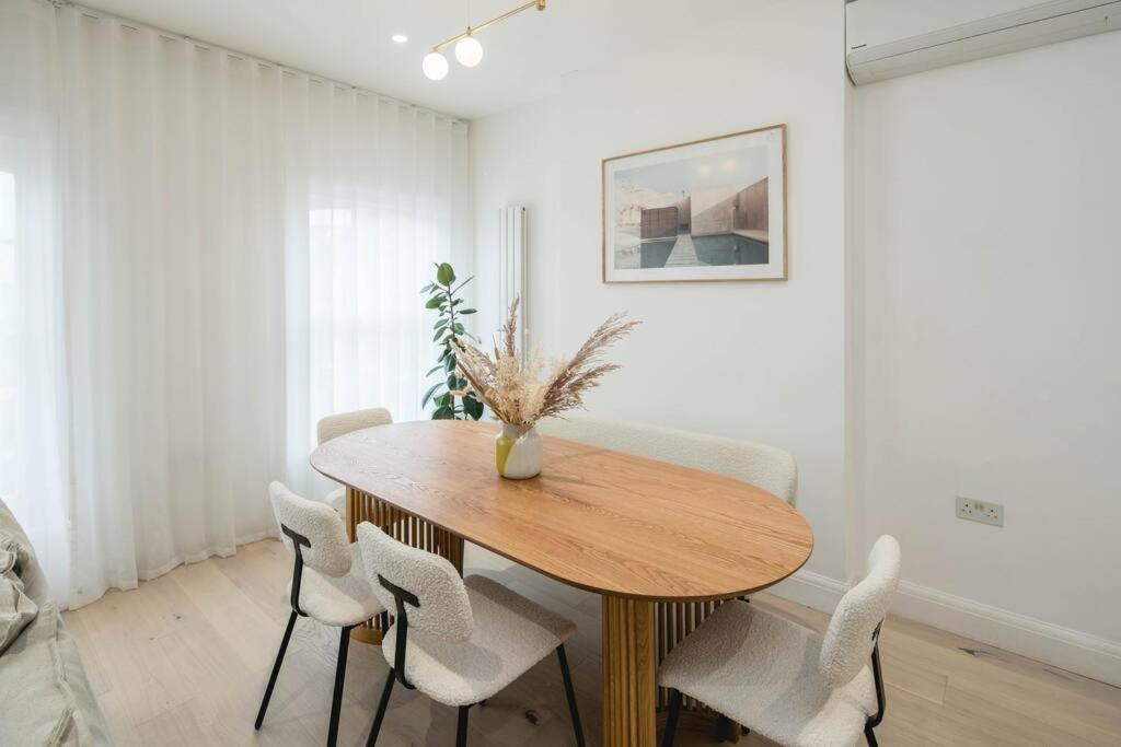 Elegant 2 Bedroom In Fulham Lejlighed London
