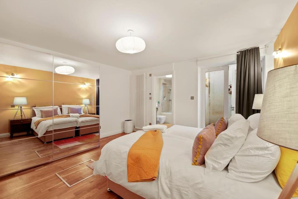 Stylish In Euston And Near Camden With Private Roof Terrace Appartement Londen