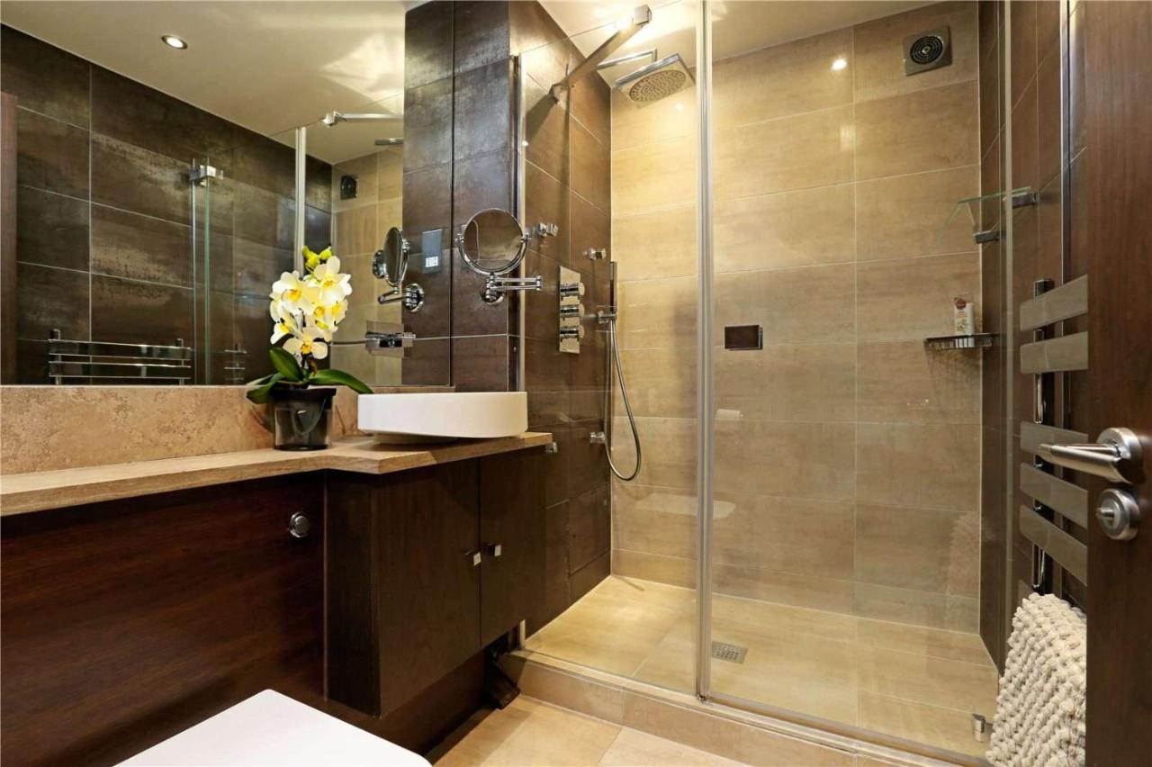 Luxury Large Park Lane Views 1250sqft * Londres