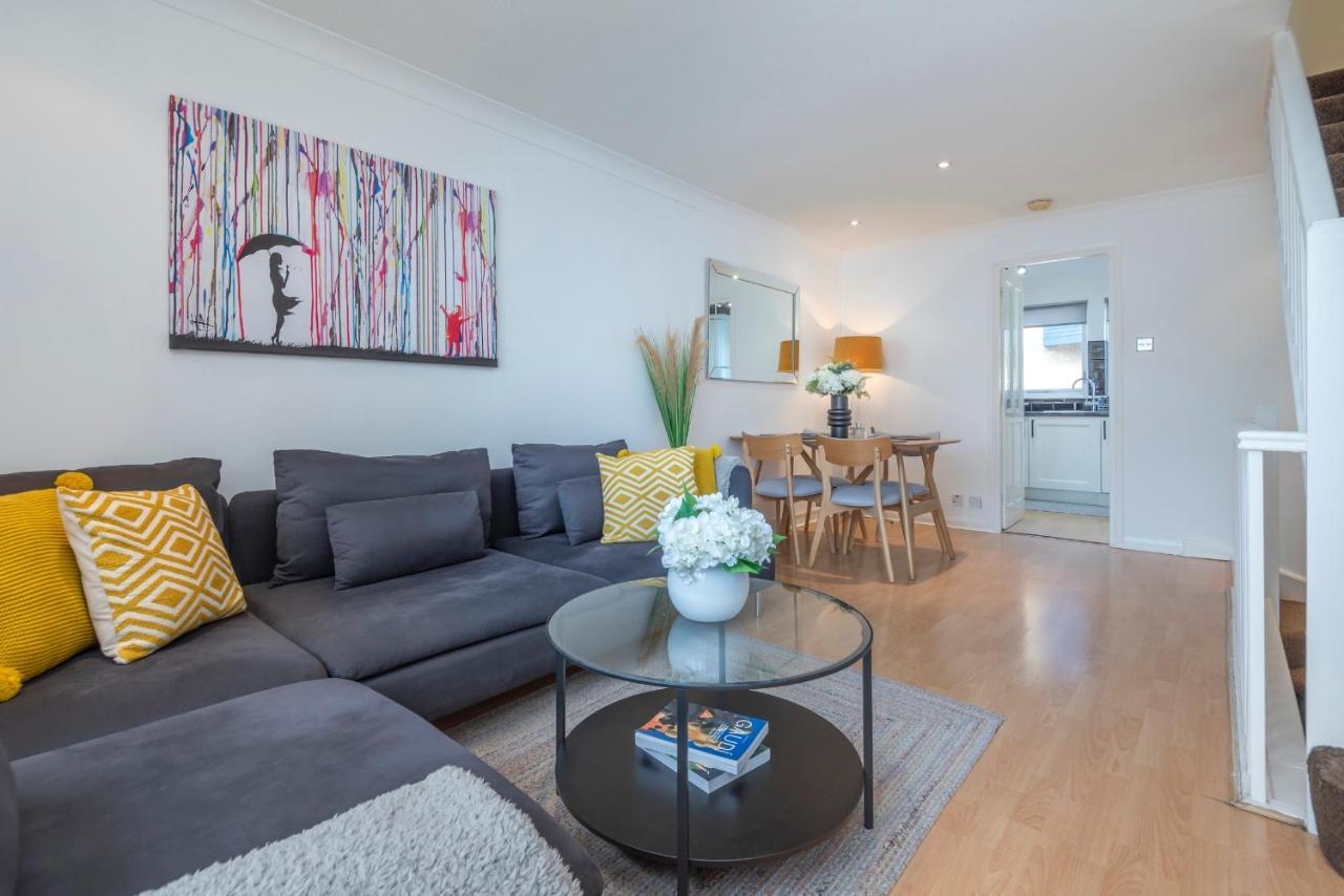 2 Bed Town House With Garden In Hackney, Lejlighed *
