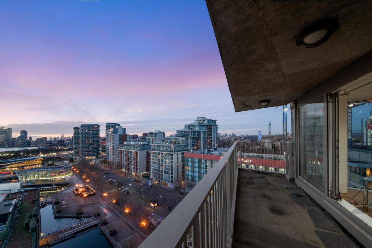 Excel 3 Bedroom Near City Airport And O2 Arena Appartement Londen