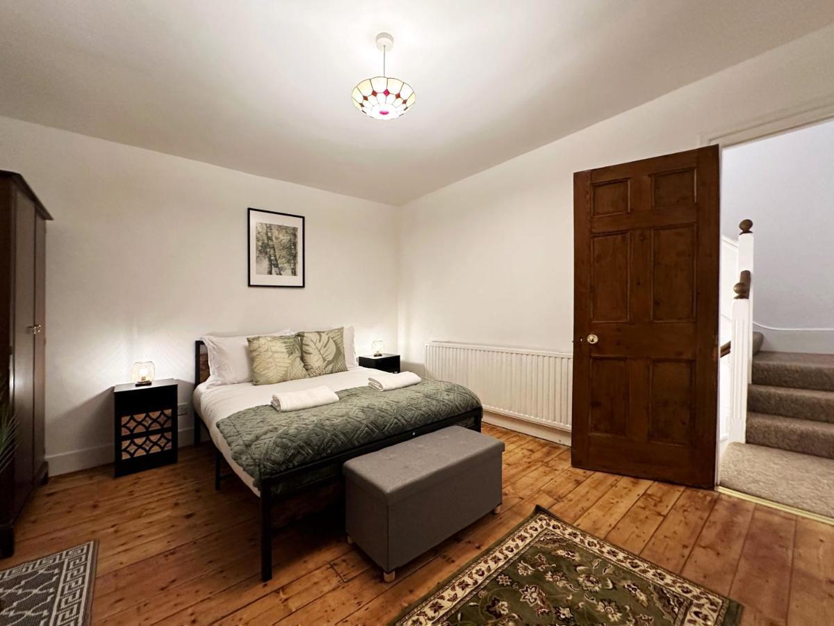 Lägenhet Hannah Place Near Finsbury Park - 4 Double Beds, Ideal For Families, Max 8 People *