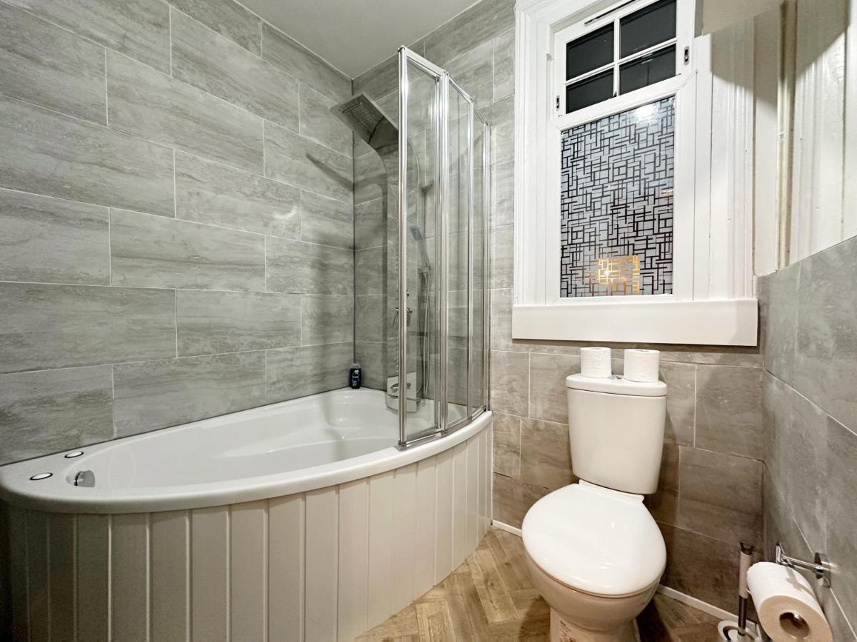 Hannah Place Near Finsbury Park - 4 Double Beds, Ideal For Families, Max 8 People Apartment London