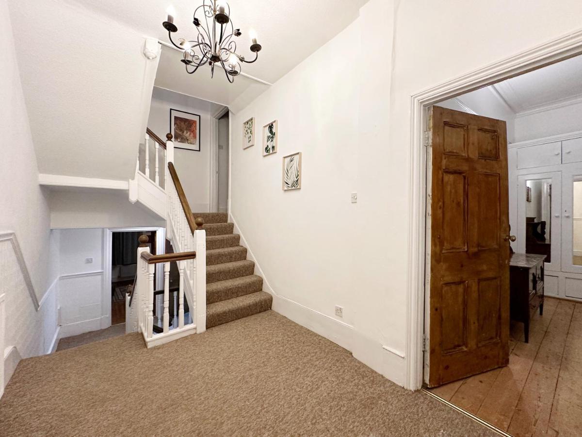 Hannah Place Near Finsbury Park - 4 Double Beds, Ideal For Families, Max 8 People